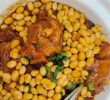 Pork Trotter with Soybeans