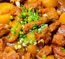 Stewed Pork Ribs with Potatoes