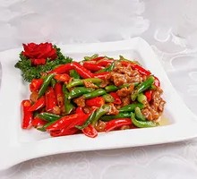 Stir-Fried Beef with Yellow Onion