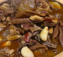 Braised Beef Offal in Clay Pot
