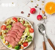 Black Pepper Beef Muscle-Building Salad
