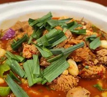 Stewed Fish Offal in Clay Pot