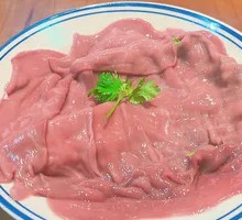 Sliced Pork Kidney with Big Knife