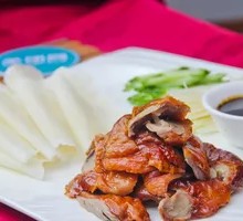 北京片皮烤鸭