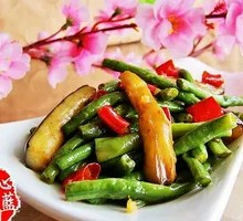 Eggplant and Green Beans Stir-fry