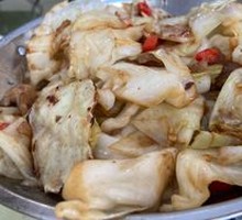 Spicy Stir-Fried Shredded Cabbage