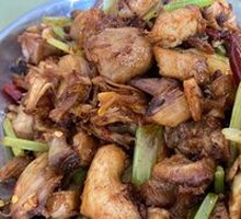 Spicy Pot-Steamed Chicken