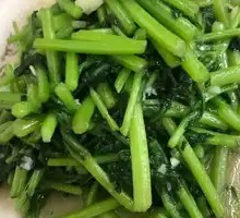 Stir-Fried Water Spinach