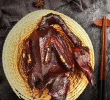 Sauce-Flavored Duck