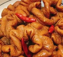 Freshly Boiled Spiced Pork Intestines