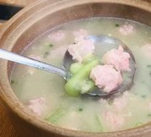 Loofah and Pork Dumpling Soup