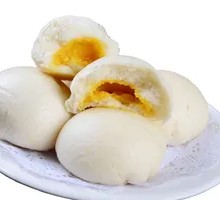 Cream-filled Bun