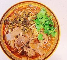 Sour Cabbage Beef Noodles