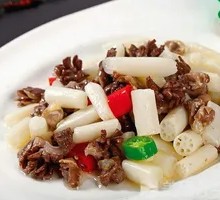 Pickled Lotus Root with Chicken Offal Stir-fry