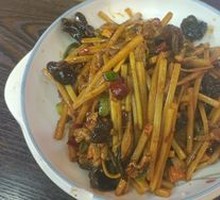 Fish-Flavored Shredded Pork
