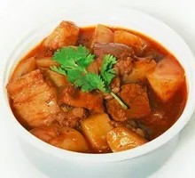 Braised Beef Brisket with Potatoes