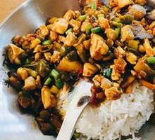 Spicy Sour Chicken with Preserved Radish and Bacon Stir-fry