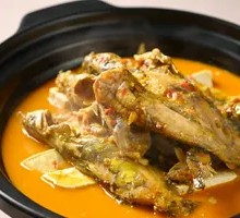 Yellow Catfish Rice Soup