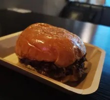 Spicy Missy Burger
