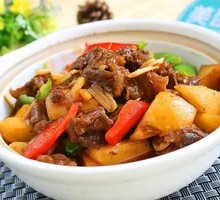 Braised Beef Brisket with Potatoes