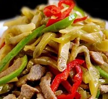 Pickled Vegetable and Pork Shreds