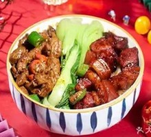 Braised Pork with Double Pepper Beef Rice