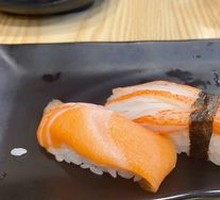 Four-Color Sushi Platter