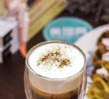Milk Foam Black Tea