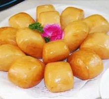 Milk-flavored Steamed Buns