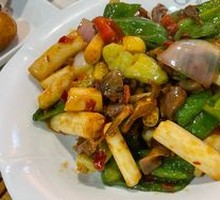 Lotus Stem Stir-fried with Chicken Gizzard