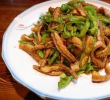 Green Pepper Stir-fried Beef Tripe