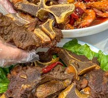 Hand-grabbed Beef Bones