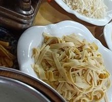 Hot Dry Noodles