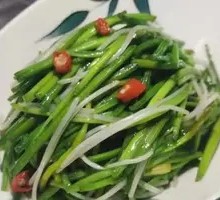 Silver Sprout Stir-fried Wild Water Celery