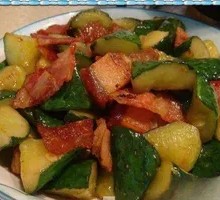Pickled Vegetable Shredded Pork with Mung Beans and Rice