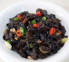 Wood Ear Mushroom Stir-Fry with Pork over Rice