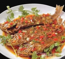 Pickled Mustard Greens and Yellow Croaker Rice Bowl