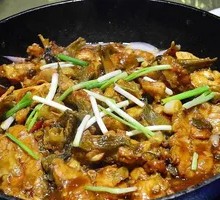 Signature Iron Pot Catfish