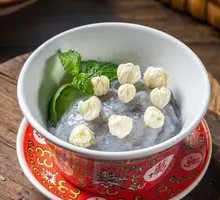 Jasmine-Infused Shrimp Dumplings