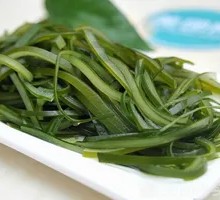 Thin seaweed strips