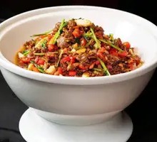 Stir-Fried Xiangxi Yellow Beef