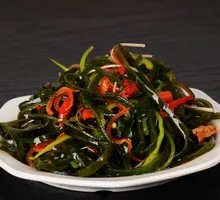 Refreshing Seaweed Salad