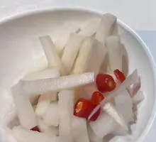 Delicious Pickled Radish