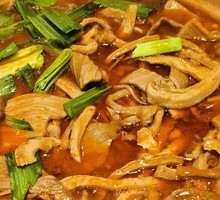 Braised Beef Offal with Three Delicacies in Clay Pot