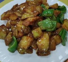 Stir-Fried Green Pepper with Green Tomato Seeds