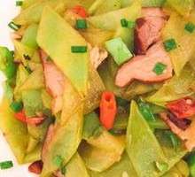 Bitter Melon Stir-Fried with Preserved Pork