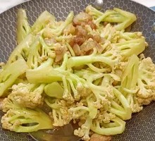 Spicy Stir-Fried Organic Cauliflower