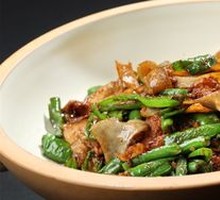 Home-style Pepper and Pork Stir-fry