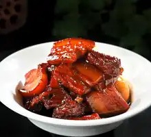 Braised Pork Belly with Preserved Egg