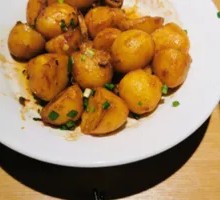 Braised Pork Ribs with Small Potatoes